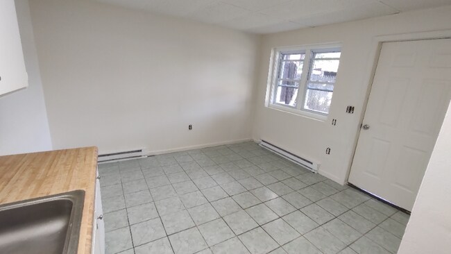 Photo - 34 Railroad St Unit #11
