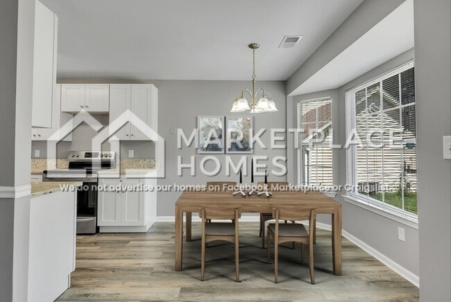 Photo - 1356 Royalty Dr