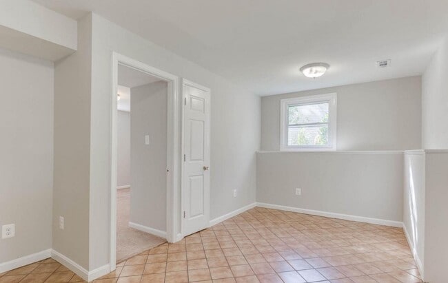 Photo - 1333 April Way Unit 2BR1BA apartment suite