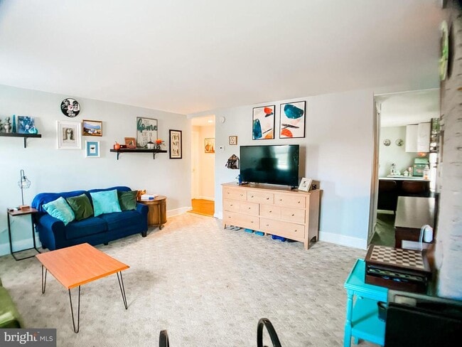 Photo - 227 N Main St Unit B