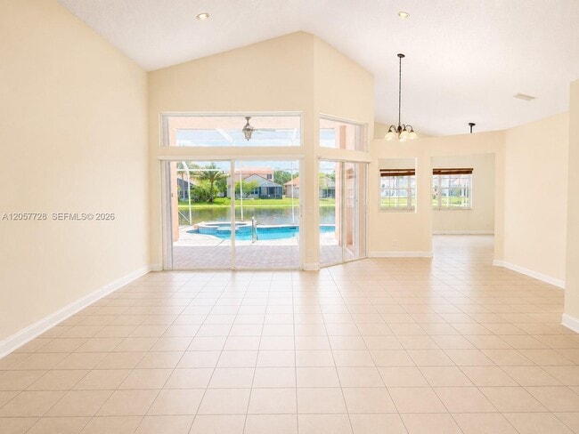 Photo - 1041 Cedar Falls Dr
