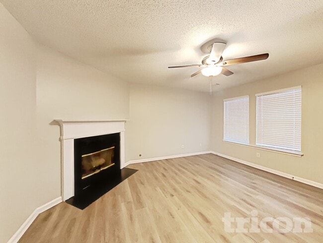 Photo - 5472 Brickleberry Way
