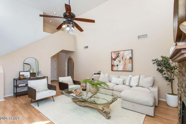 Photo - 2647 N Miller Rd