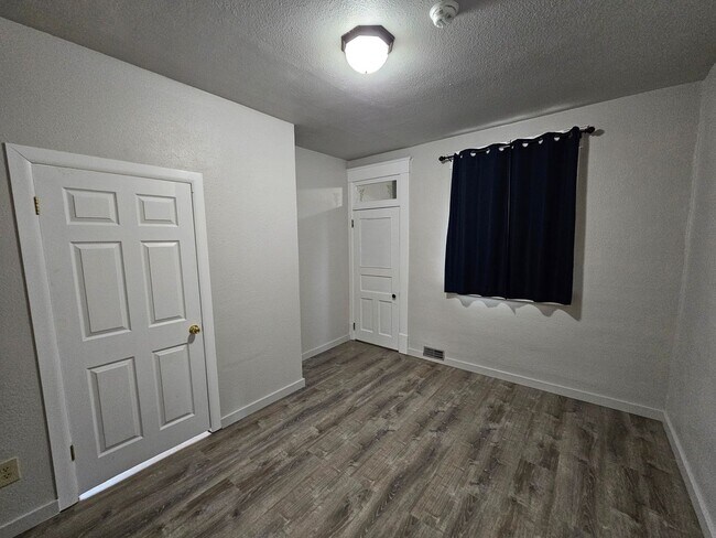 Photo - 2004 Adams Ave Unit 1