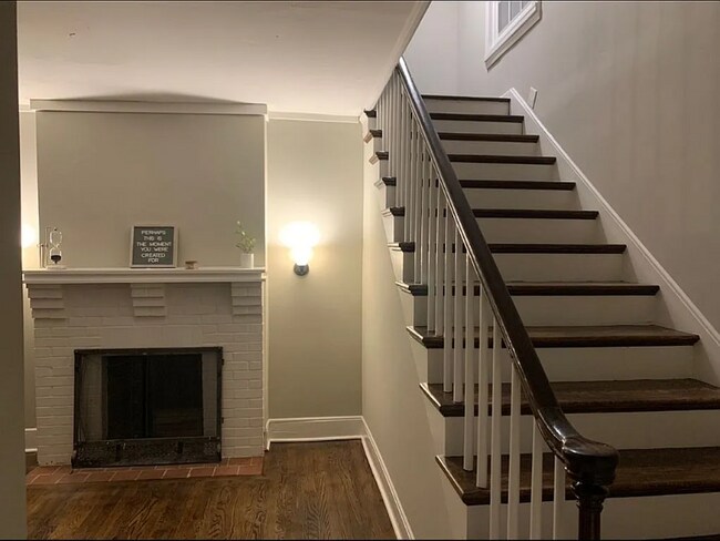 Photo - 705 Cabell Dr