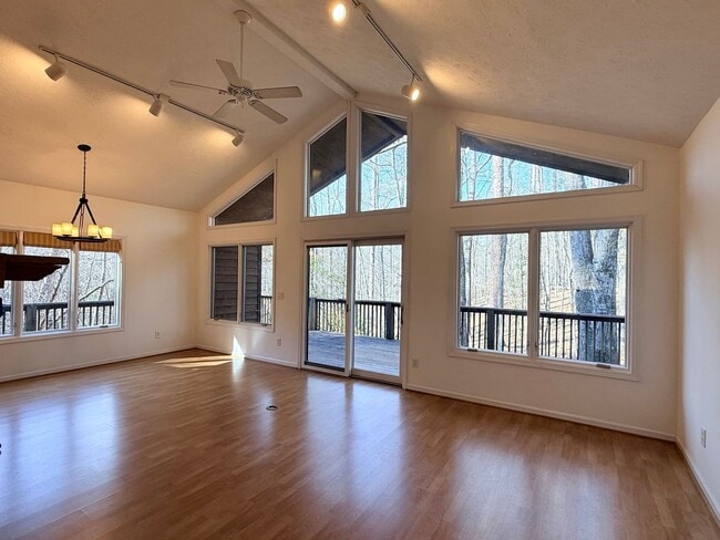 Photo - Peaceful Opelika Cabin For Rent