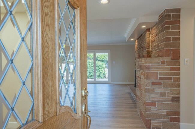 Photo - 509 Manor Dr
