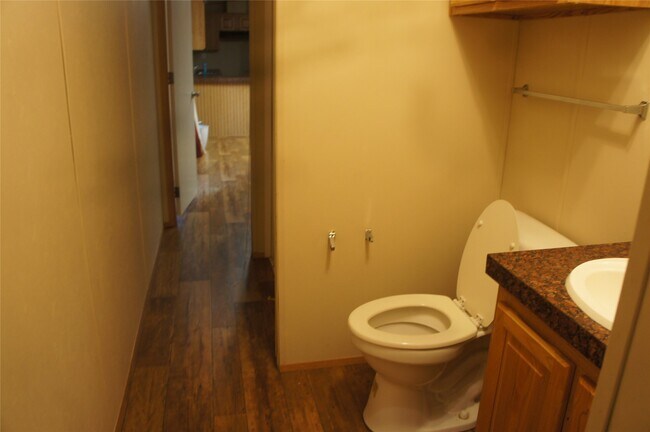 Photo - 601 Clear Lake Rd