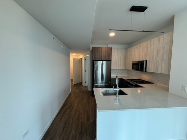 Photo - 144 N Aberdeen St