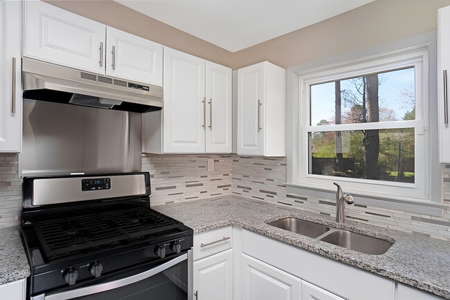 Photo - 1613 W Austin Rd