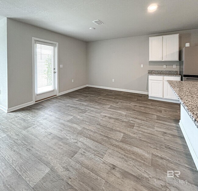 23216 Shadowridge Dr Apartment - Image