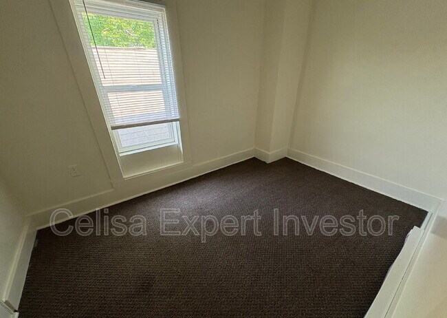 Photo - 436 W Williams St Unit 22