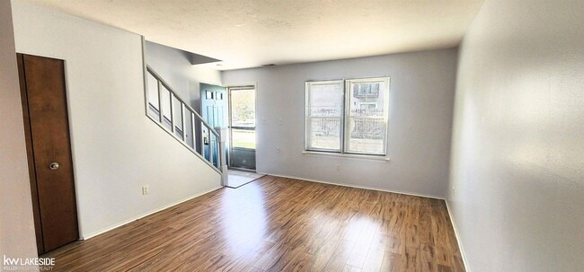 Photo - 28838 Pardo St