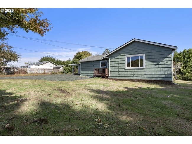 Photo - 63701 Chamberlain Rd