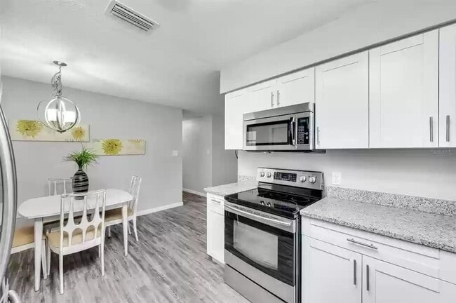 Photo - 3204 E Lambright St