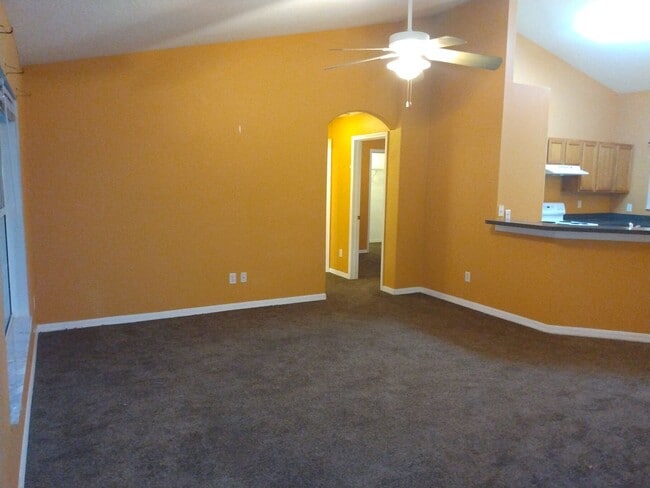 Photo - 14059 Sullivan St