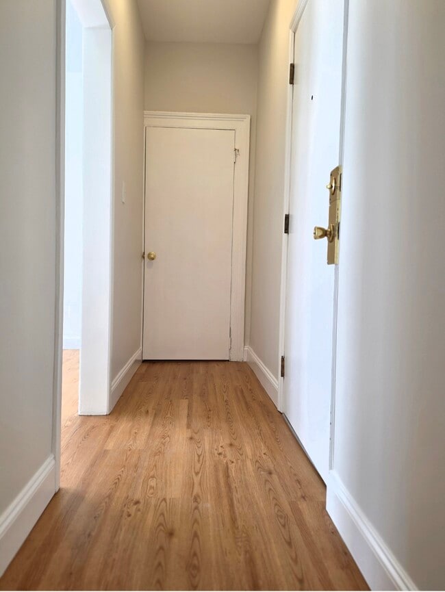 Photo - 29 S Adelaide Ave