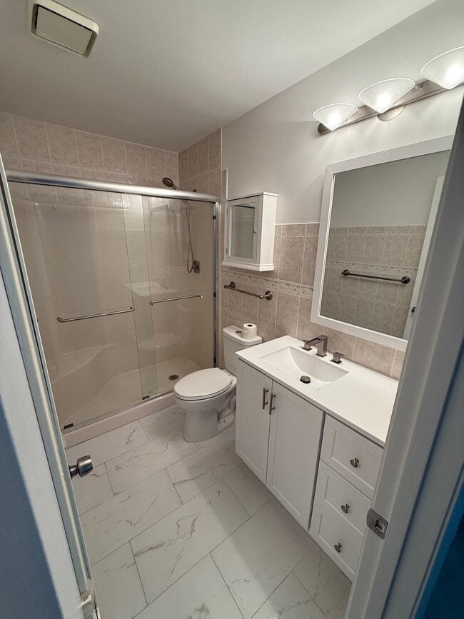 Photo - 2 Lake Vista Trl Unit 107