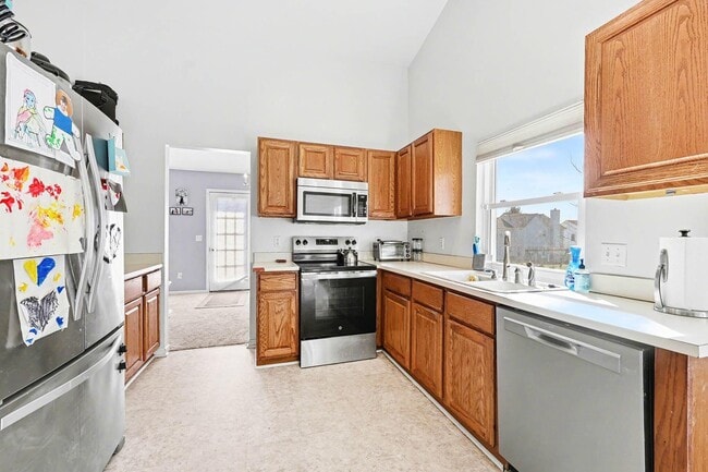 Photo - 2863 Silver Spring Dr