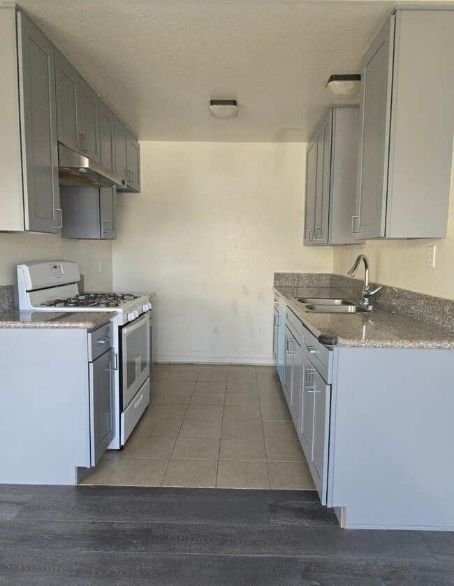 Building Photo - 7322 Cerritos Ave Unit 7322 Rental