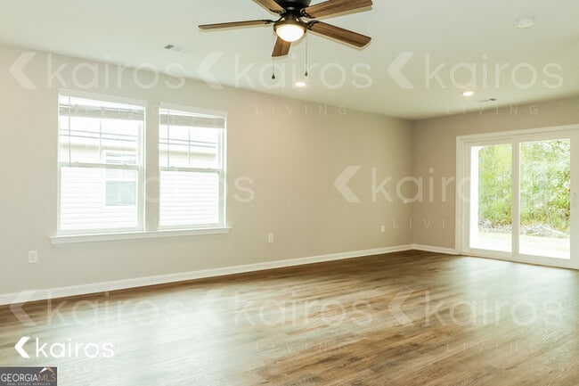 Photo - 126 Cottage Grove Rd
