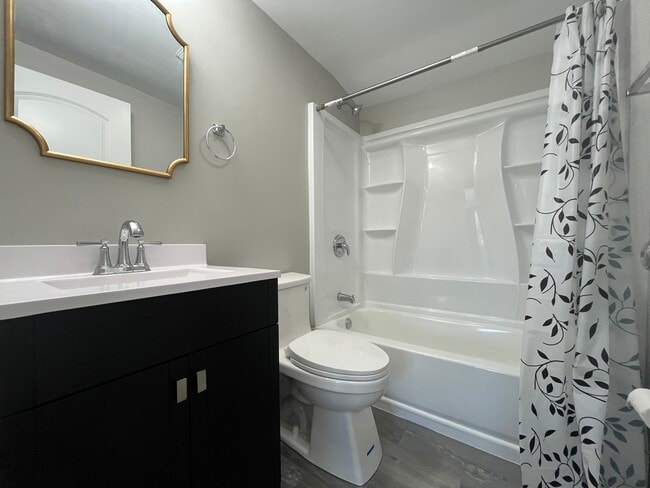 Photo - 1204 N Park St