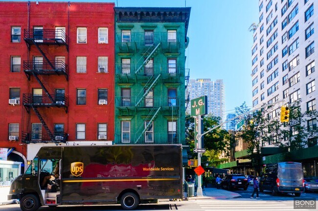 Building Photo - 1295 Third Avenue Unit 1C Rental