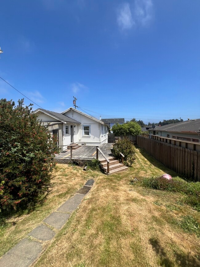 Photo - 1740 West Ave