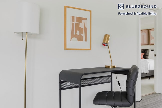 Photo - 4609 Union Bay Pl NE Unit FL4-ID736