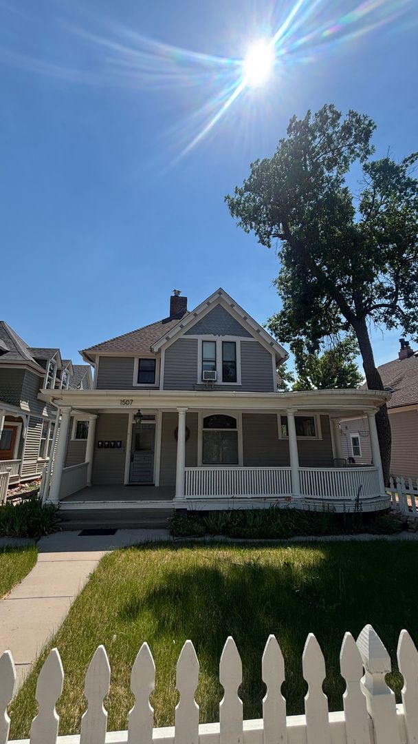 Building Photo - 1507 N Nevada Ave Unit 3