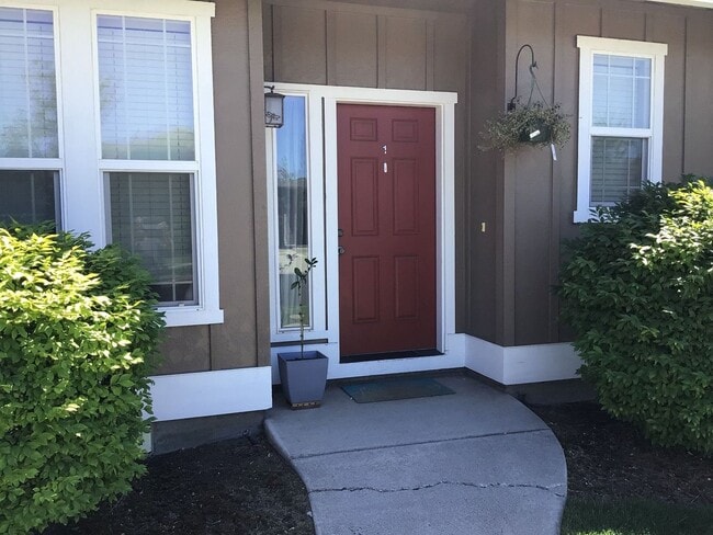 Building Photo - ra1052 Unit ra1052#1