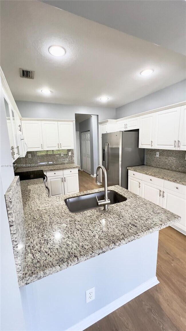 Photo - 12625 NW 56th St