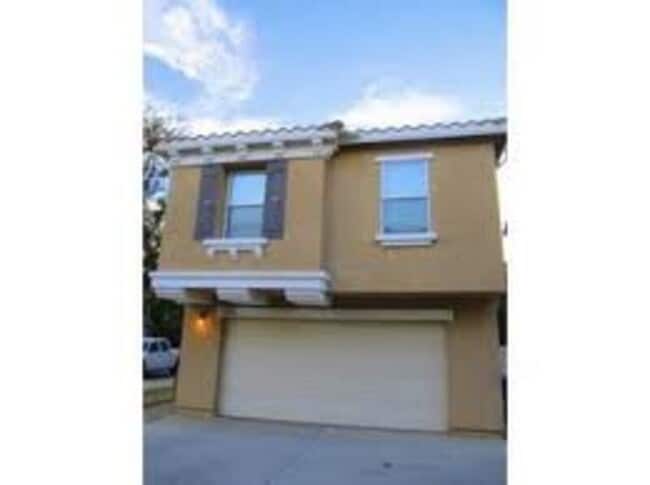 Photo - 9233 E Neville Ave Unidad 1069