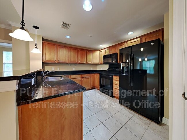 Photo - 2000 Newark Ln Unit G200