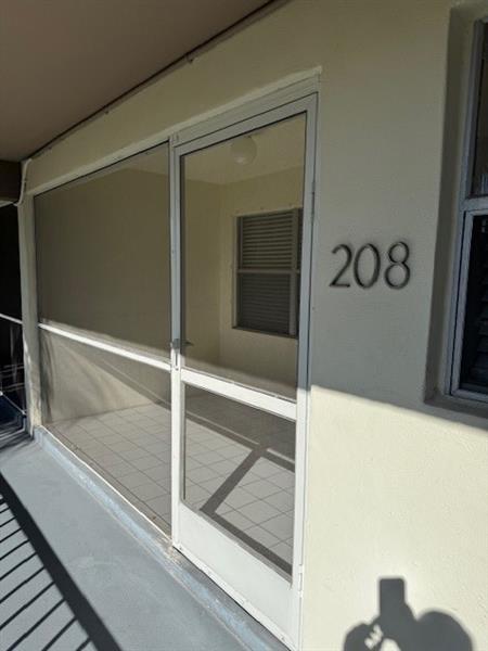 Photo - 250 Layne Blvd Unidad 208