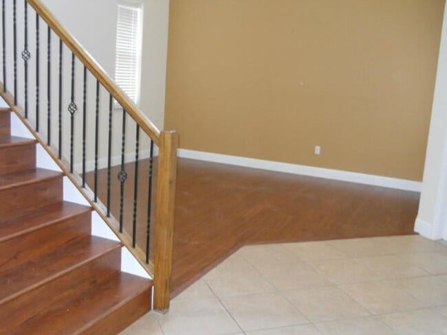 Photo - 1579 Newhaven Point Ln