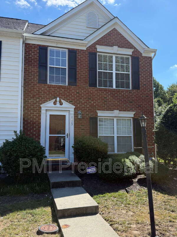 Building Photo - 1213 Magnolia Pointe Blvd