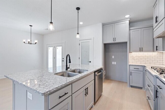 Photo - 7101 SW Basswood Ave