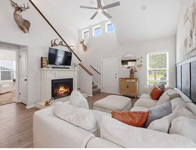 Photo - 507 N Logan Ave