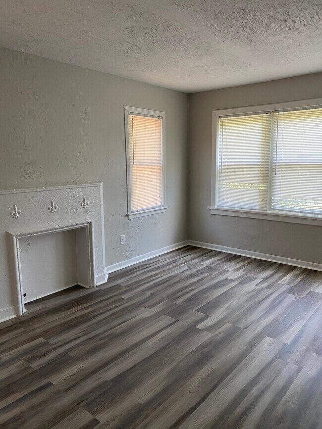 Photo - 1441 E Columbus St Unit C