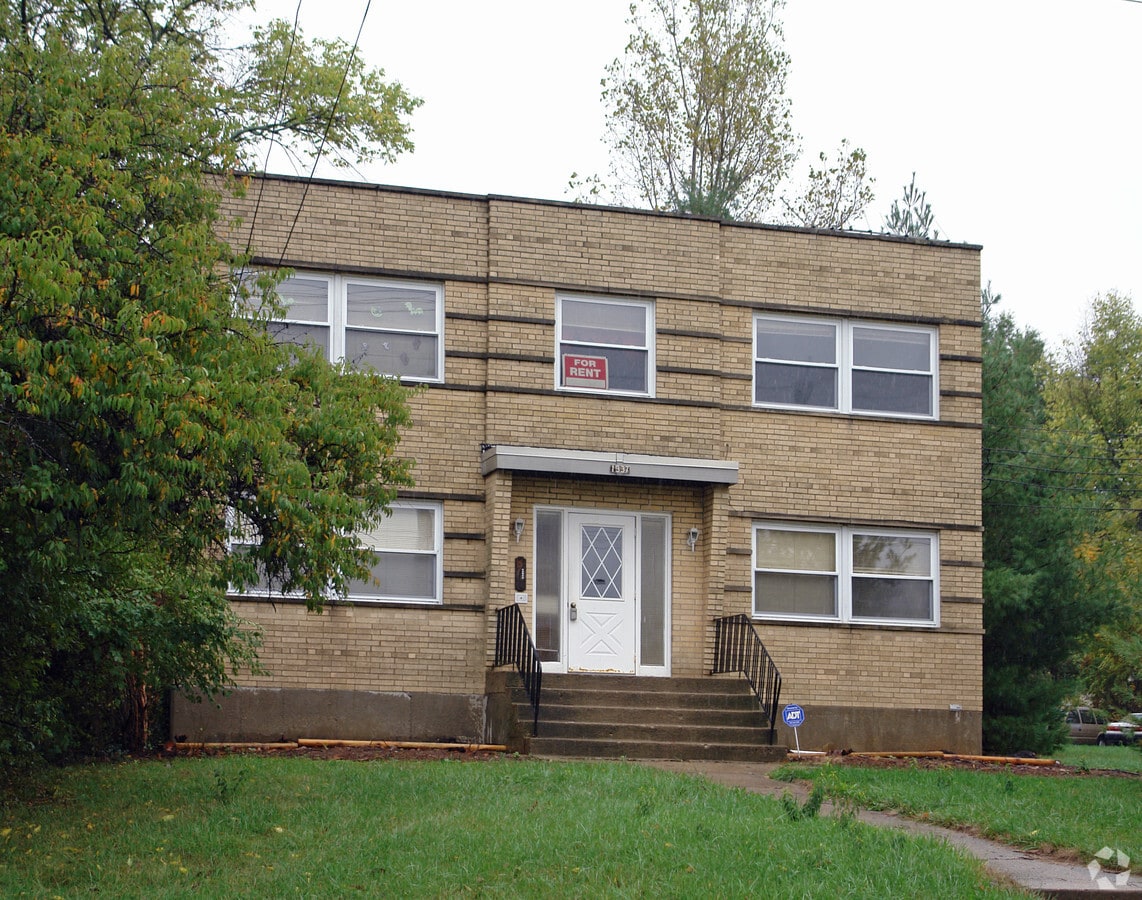 North Bend Apartments - North Bend Apartments