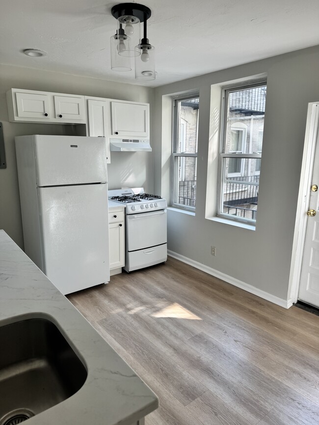 Photo - 224 Hanover St Unit 11