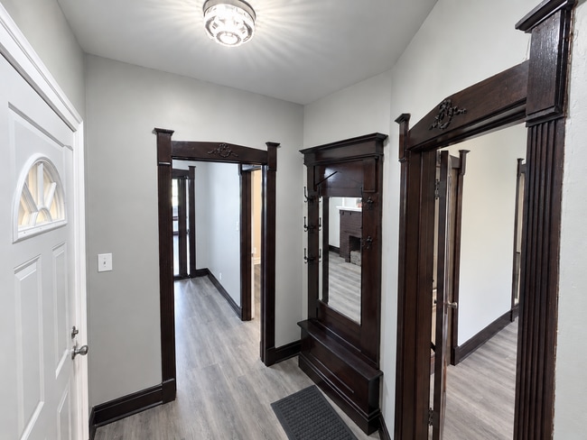 Photo - 6360 S Greenwood Ave Unit 6362 -  3