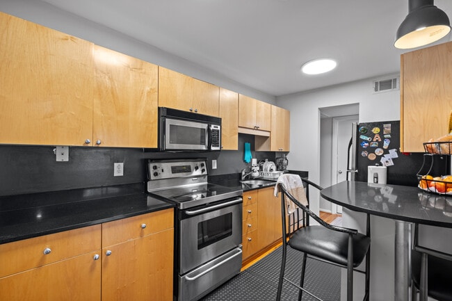 Photo - 3501 Roswell Rd NE Unit 110