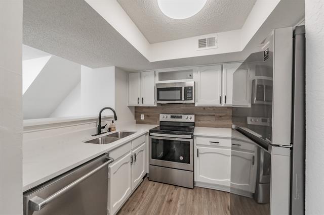 Photo - 3101 Sondra Dr Unit 201