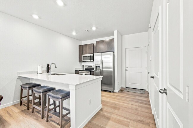 Photo - 8953 Whiteclover St