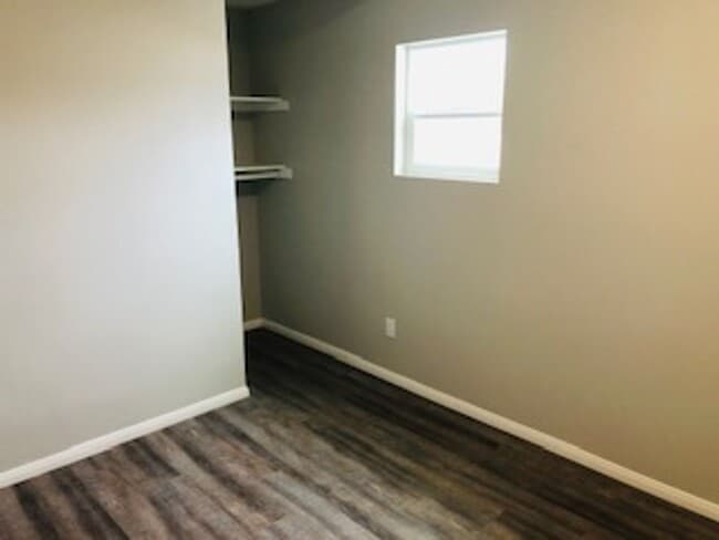 Building Photo - 6823 Amherst St Unit B