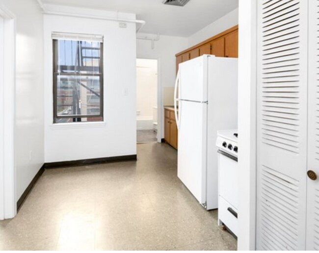 784 Main St Unit 1