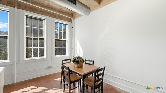 Photo - 222 Losoya St Unit 201