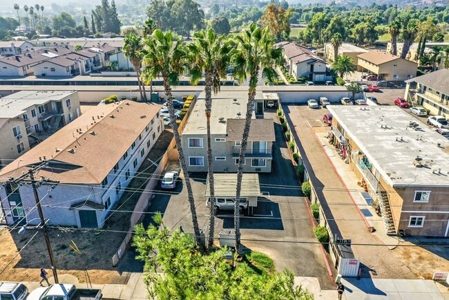 Laurel Palms Apartments